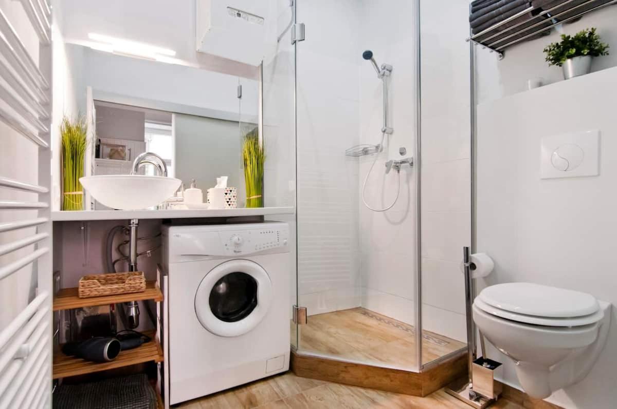 ⍟Luxurious And Bright⍟ 5 Min Walk To City Center Apartment Vienna Exterior photo